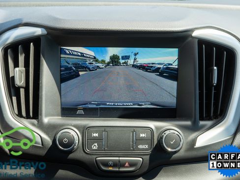 Used 2023 GMC Terrain SLE w/ Driver Convenience Package FWD image 19