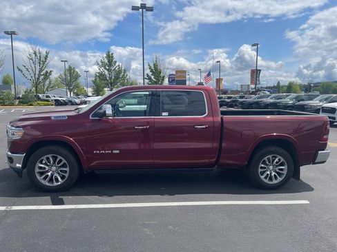 Used 2019 RAM 1500 Laramie Longhorn AWD/4WD image 3