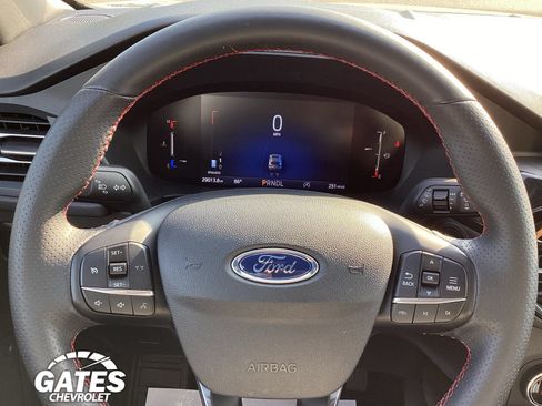 Used 2025 Ford Escape ST-Line AWD/4WD image 23
