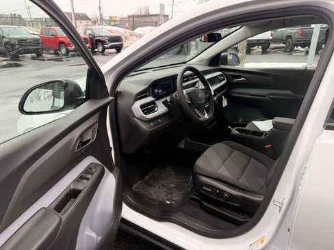 New 2027 Chevrolet Bolt LT w/ Comfort Package image 5