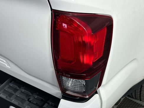 Used 2021 Toyota Tacoma SR RWD image 37