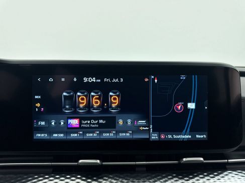 Certified 2023 Kia Carnival SX Prestige FWD image 7