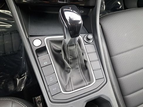 Used 2024 Volkswagen Jetta SE image 24