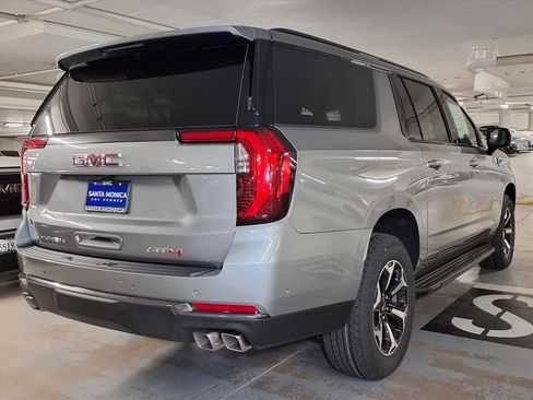 New 2026 GMC Yukon XL AT4 image 7