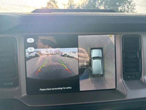 New 2025 Ford Bronco Outer Banks w/ Sasquatch Package image 17