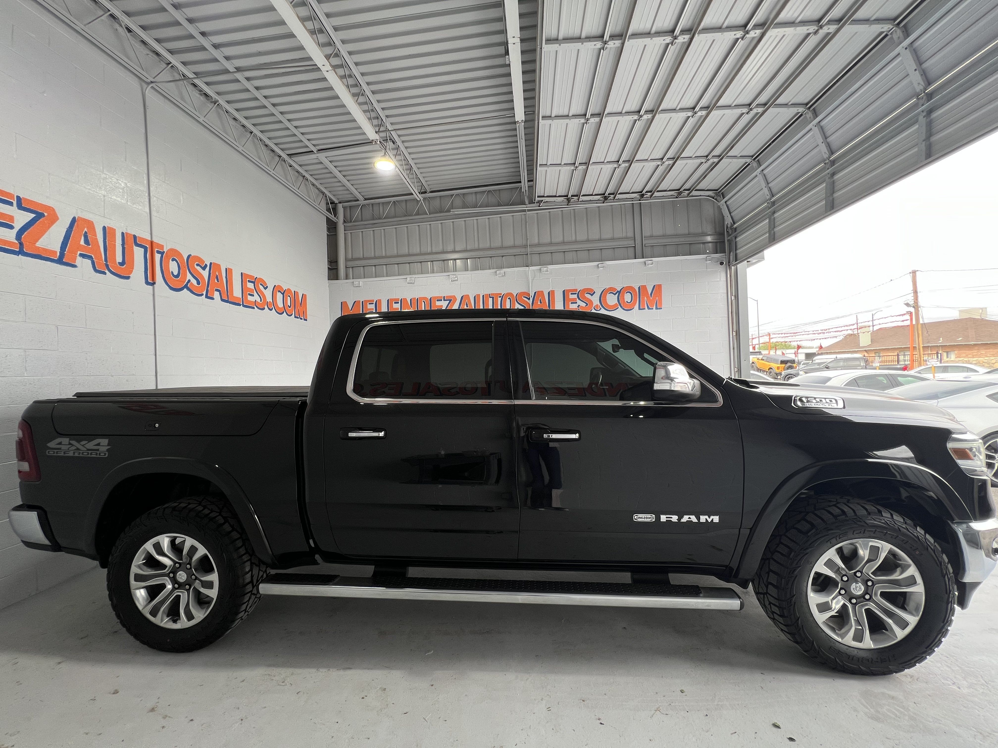 Used 2022 RAM 1500 Limited w/ Off Road Group AWD/4WD image 7