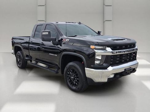 Used 2022 Chevrolet Silverado 2500 LT w/ Convenience Package AWD/4WD image 7