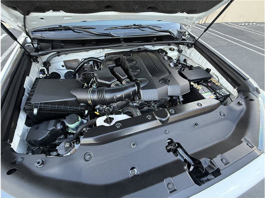 Used 2019 Toyota 4Runner SR5 AWD/4WD image 21