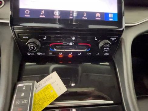 Used 2023 Jeep Grand Cherokee 4WD 4xe image 30