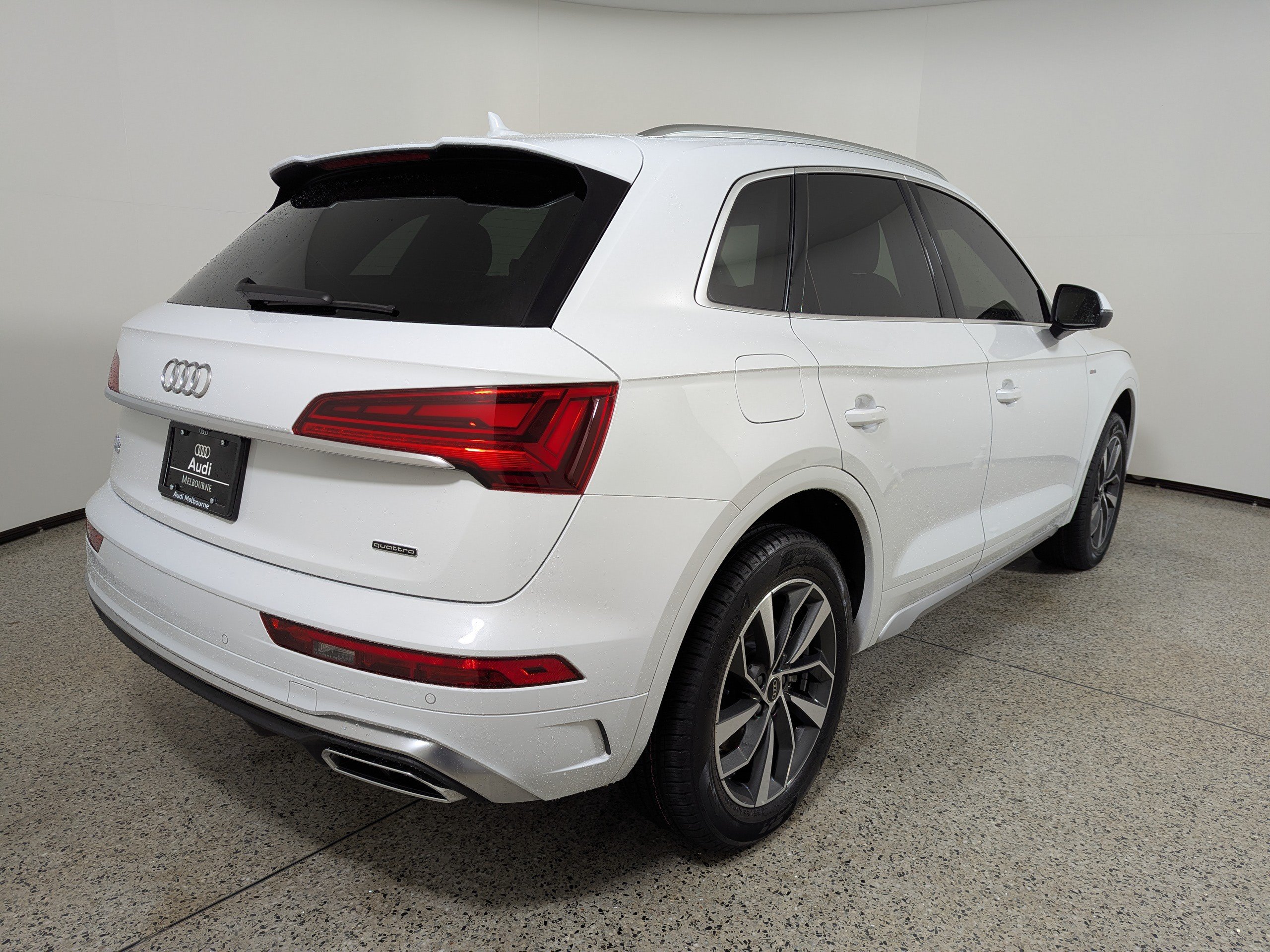 Certified 2024 Audi Q5 2.0T Premium Plus AWD/4WD image 7