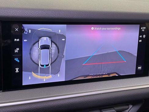 Used 2025 Porsche Cayenne S image 33