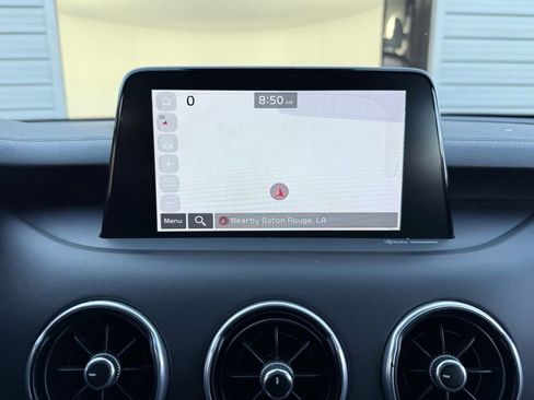 Used 2018 Kia Stinger Premium image 18