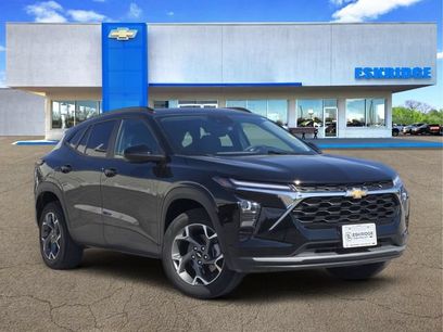 Used 2025 Chevrolet Trax LT