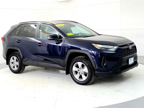 Used 2023 Toyota RAV4 XLE image 7