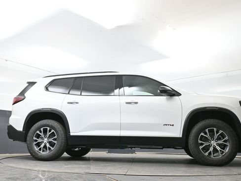 New 2026 GMC Acadia AT4 w/ Luxury Package AWD/4WD image 45