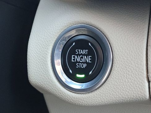 Used 2021 Buick Envision Essence image 13