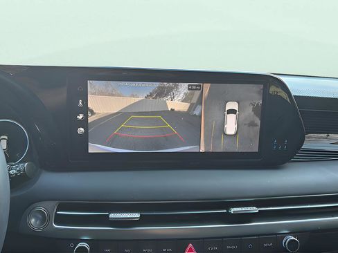 Used 2024 Hyundai Palisade Calligraphy image 23