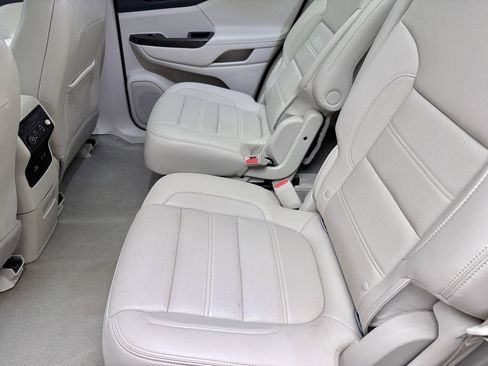 Used 2020 GMC Acadia Denali AWD/4WD image 13