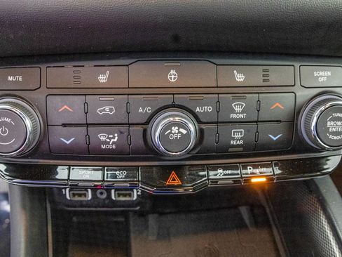 Used 2023 Dodge Durango R/T image 25