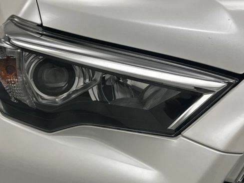Certified 2021 Toyota 4Runner Limited AWD/4WD image 25