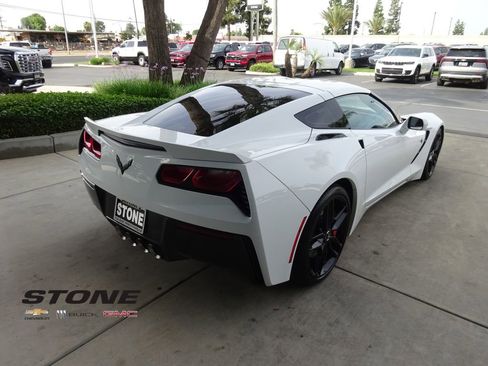 Used 2014 Chevrolet Corvette Stingray Coupe image 8