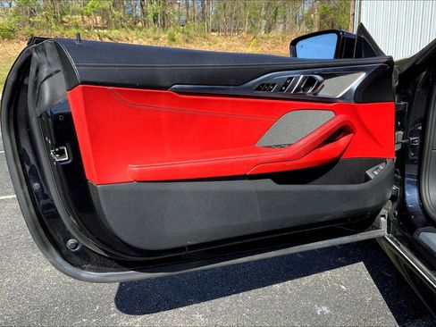 Used 2019 BMW M850i xDrive Convertible image 18