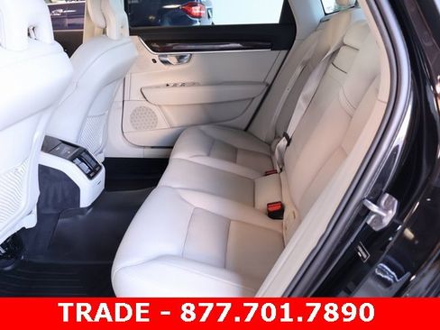 Used 2018 Volvo S90 T5 Momentum w/ Convenience Package image 12