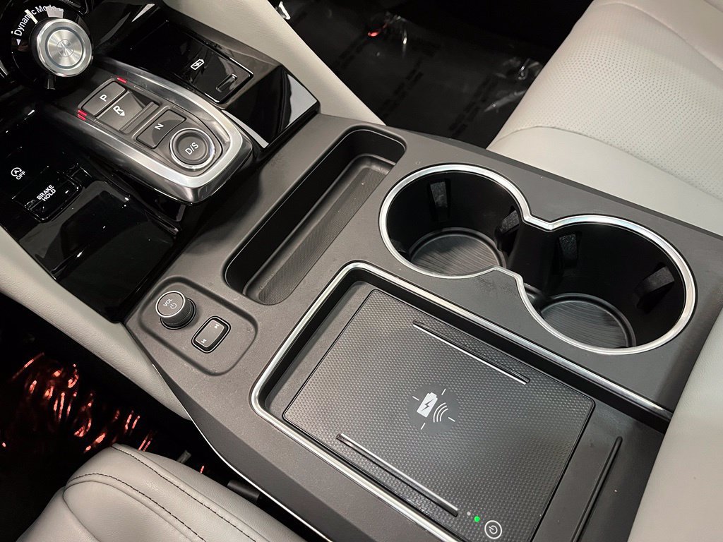 Certified 2025 Acura MDX w/ Technology Package AWD/4WD image 7