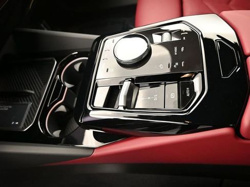 New 2026 BMW 540i xDrive w/ Premium Package AWD/4WD image 13