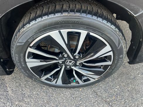 Used 2017 Honda Accord EX-L image 56