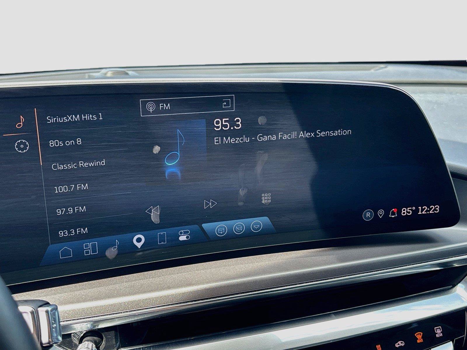 Used 2024 Cadillac Lyriq Tech RWD image 15