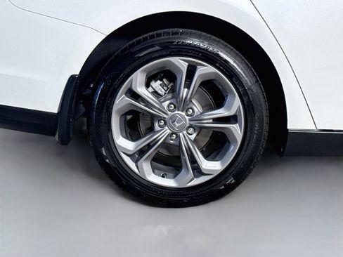 Used 2024 Honda Accord EX image 33