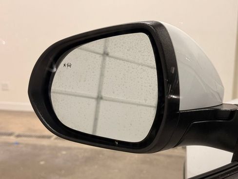 Used 2025 Buick Encore GX Preferred FWD image 12