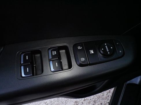 Used 2017 Kia Sportage LX w/ LX Popular Package image 19