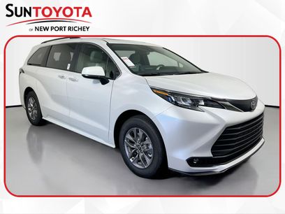 New 2026 Toyota Sienna XLE