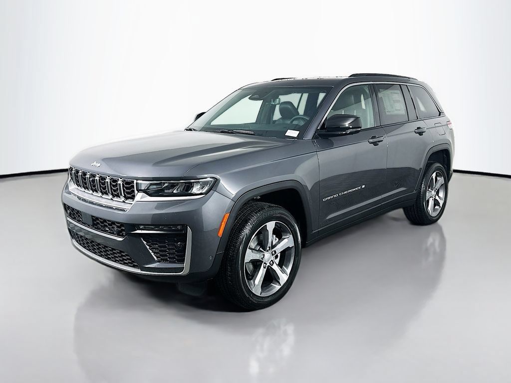 New 2026 Jeep Grand Cherokee Limited w/ Luxury Tech Group II AWD/4WD image 3
