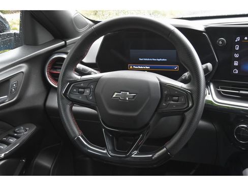 Used 2024 Chevrolet Trax RS w/ Driver Confidence Package image 15