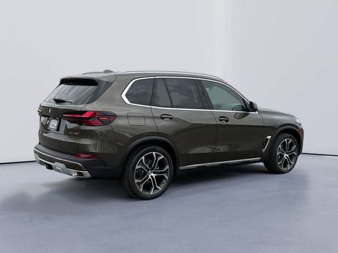 New 2026 BMW X5 xDrive40i image 3
