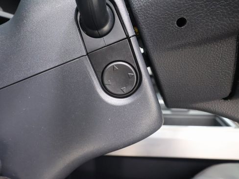 Certified 2022 Ford F250 Platinum w/ FX4 Off-Road Package image 28