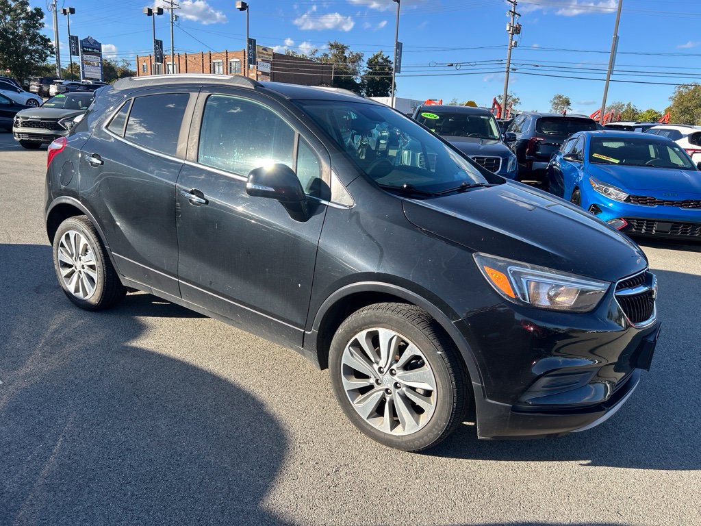 Used 2018 Buick Encore Preferred FWD image 1