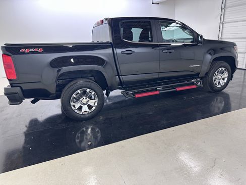 Used 2020 Chevrolet Colorado LT image 12