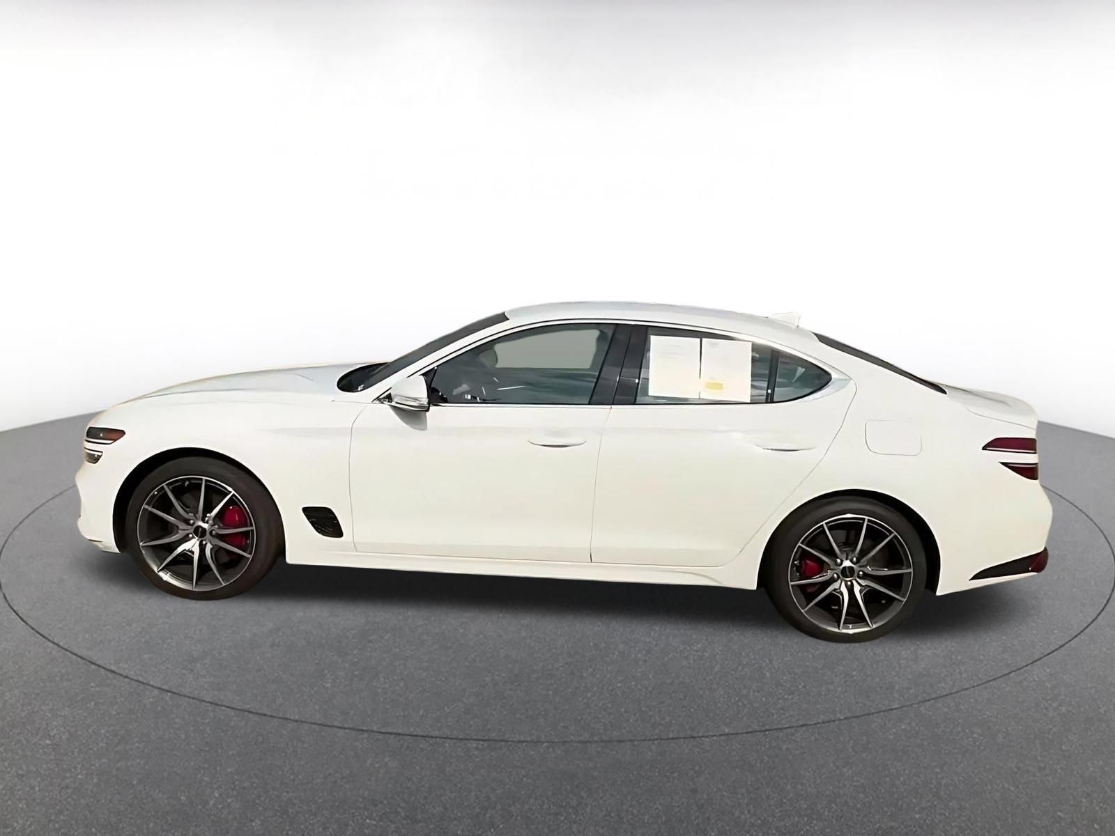Used 2025 Genesis G70 2.5T AWD/4WD image 10