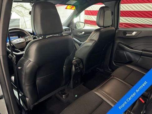 Used 2023 Ford Escape ST-Line image 15