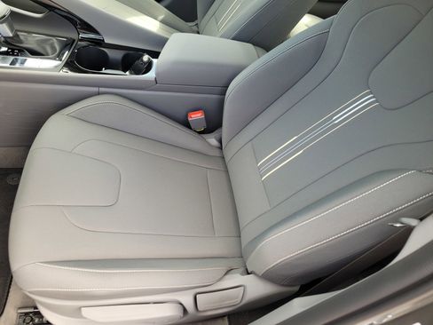 New 2025 Hyundai Elantra SEL image 15