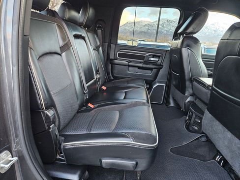 Used 2024 RAM 2500 Laramie w/ Night Edition image 34