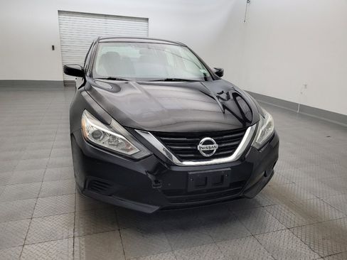 Used 2018 Nissan Altima 2.5 S w/ S Convenience Package FWD image 14