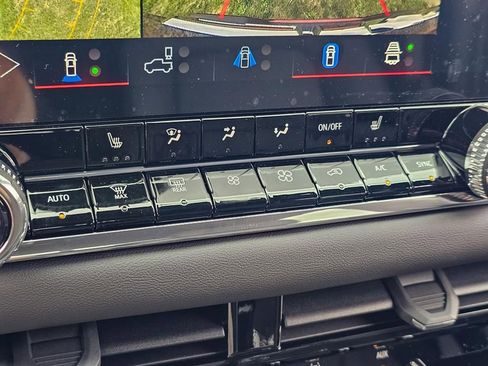 New 2026 GMC Canyon Elevation w/ Convenience Package image 26