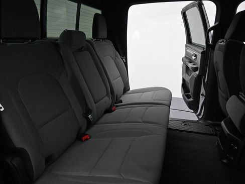 Used 2021 RAM 1500 Big Horn image 13