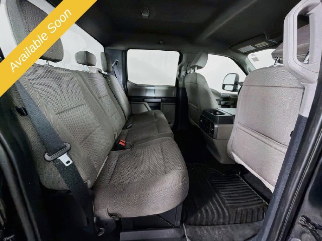 Used 2022 Ford F250 XLT w/ Black Appearance Package AWD/4WD image 26