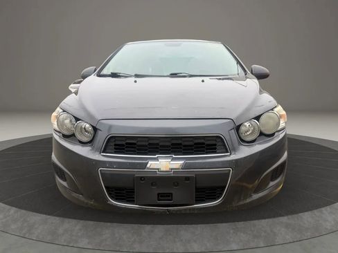 Used 2012 Chevrolet Sonic LT image 2